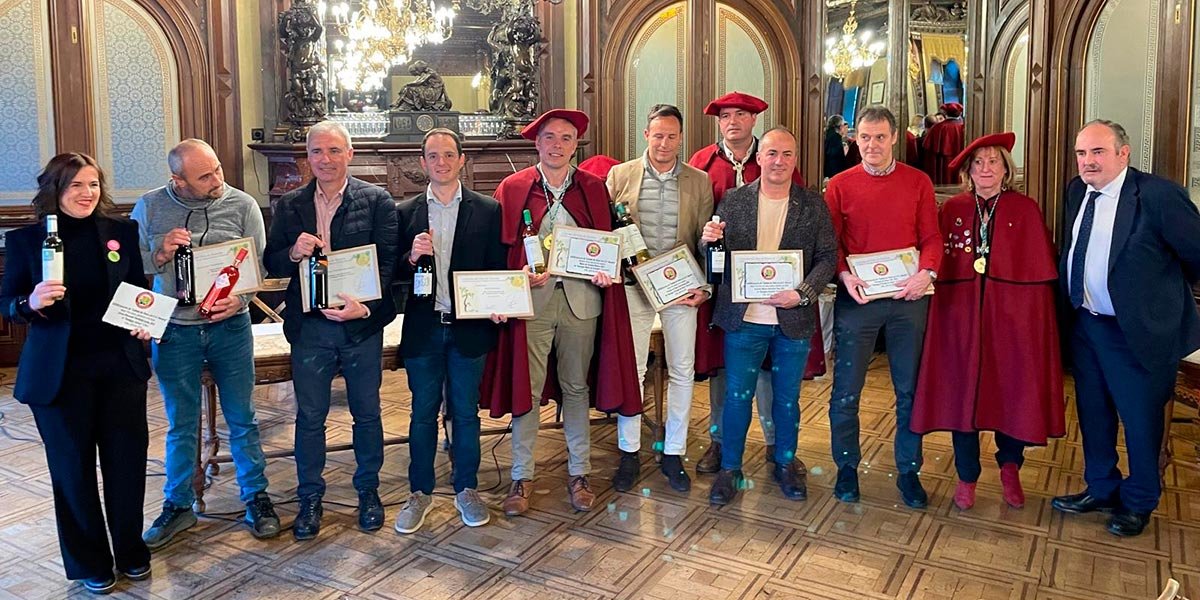 Los galardonados en la entrega de premios del XXXIII Concurso de Calidad de vinos con D.O. Navarra