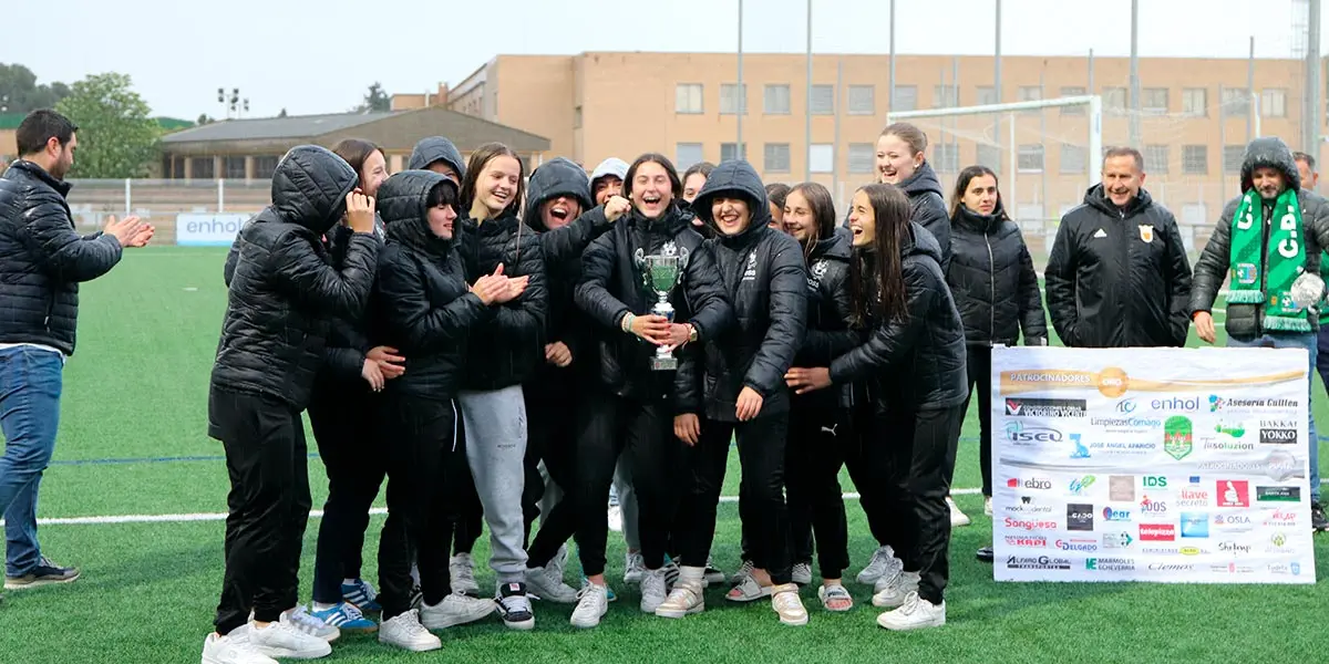 II Torneo de f&uacute;tbol femenino CD Lourdes 1