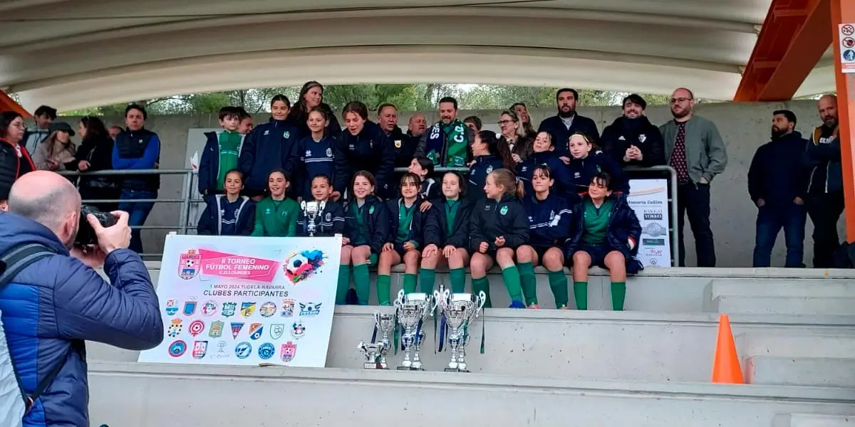 II Torneo de f&uacute;tbol femenino CD Lourdes 3