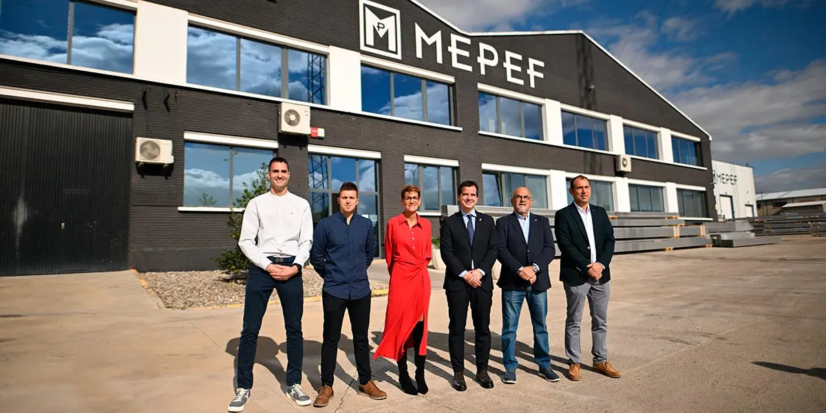 La Presidenta Chivite y el consejero Irujo visitan la empresa Mepef