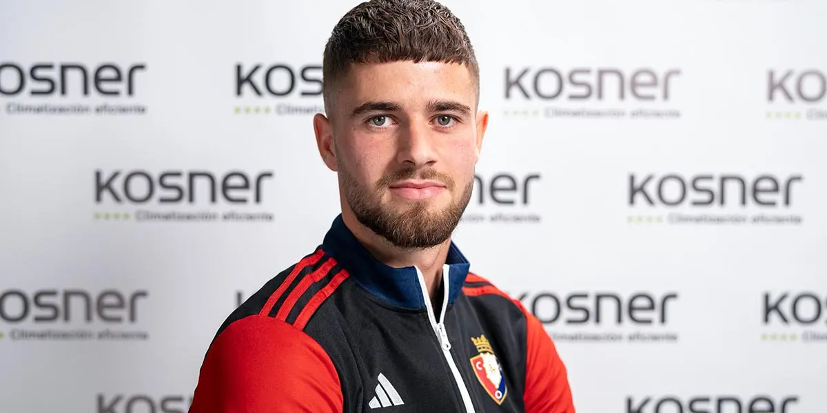 Iker Mu&ntilde;oz, uno de los jugadores m&aacute;s destacados de Osasuna esta campa&ntilde;a, analiza la actualidad del equipo rojillo en una entrevista exclusiva con Kosner