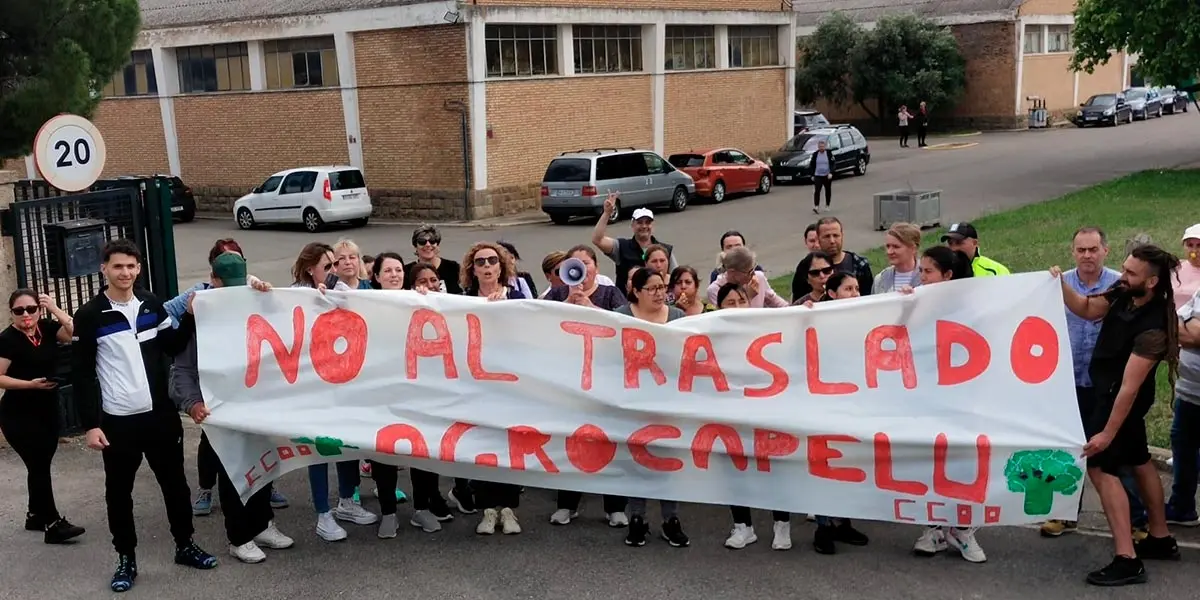 La direcci&oacute;n de la empresa no aporta m&aacute;s soluciones que el desplazamiento colectivo a Zaragoza y el Ayuntamiento de Tudela se compromete a ceder naves o terrenos para evitar la deslocalizaci&oacute;n