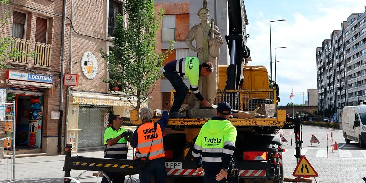 Traslado del Monumento al Hortelano