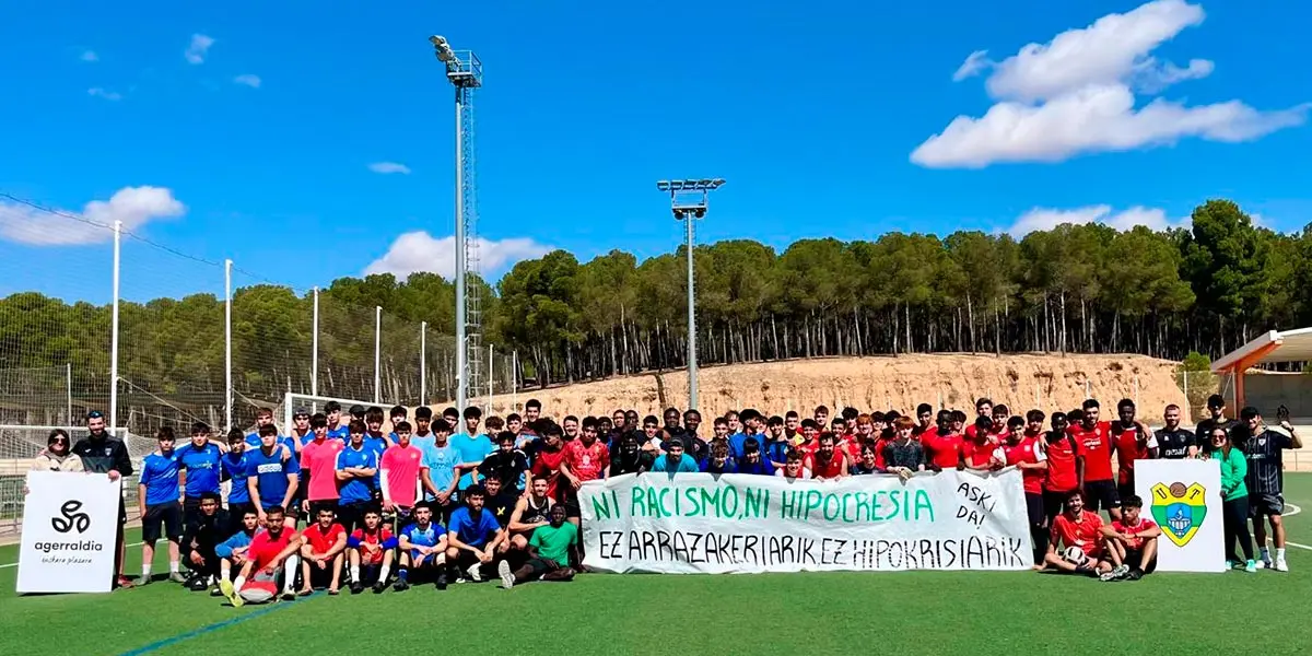 El Torneo Antirracista de Tudela celebr&oacute; la diversidad con un festival de goles