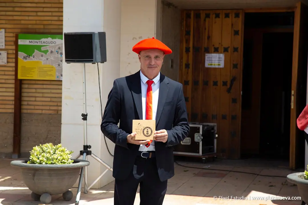 Recuperaci&oacute;n de las danzas y m&uacute;sicas de Monteagudo 18
