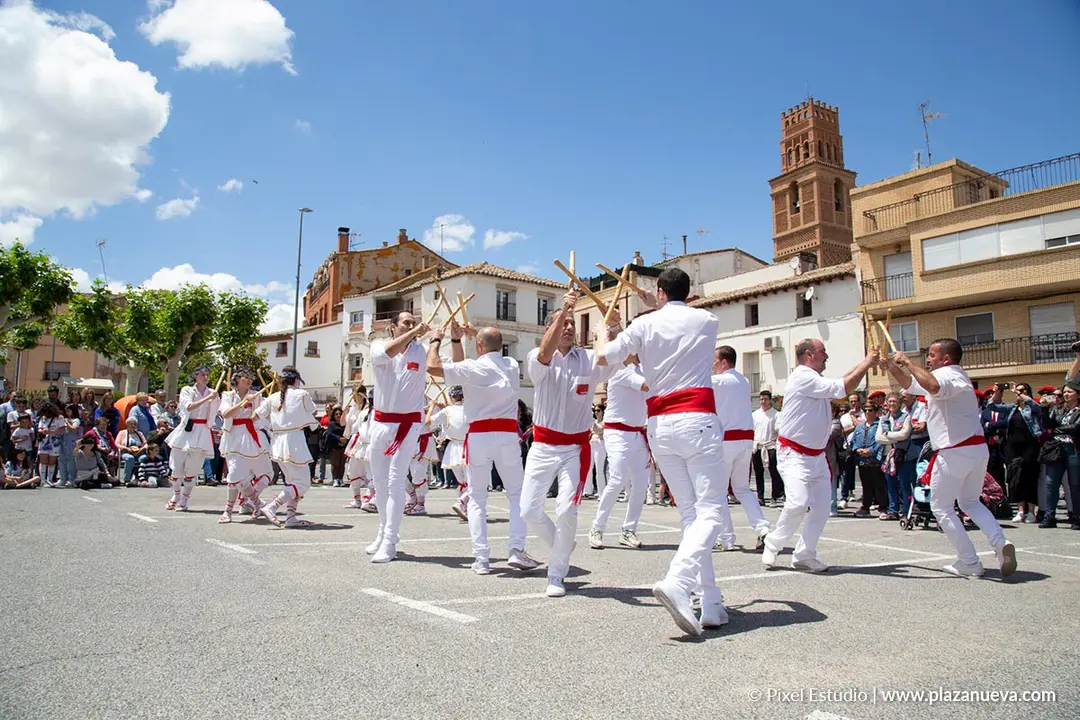 Recuperaci&oacute;n de las danzas y m&uacute;sicas de Monteagudo 22
