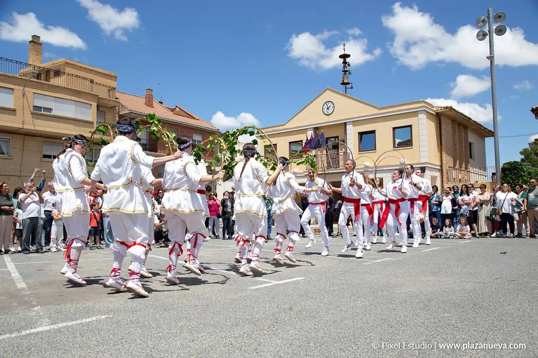 Recuperaci&oacute;n de las danzas y m&uacute;sicas de Monteagudo 25