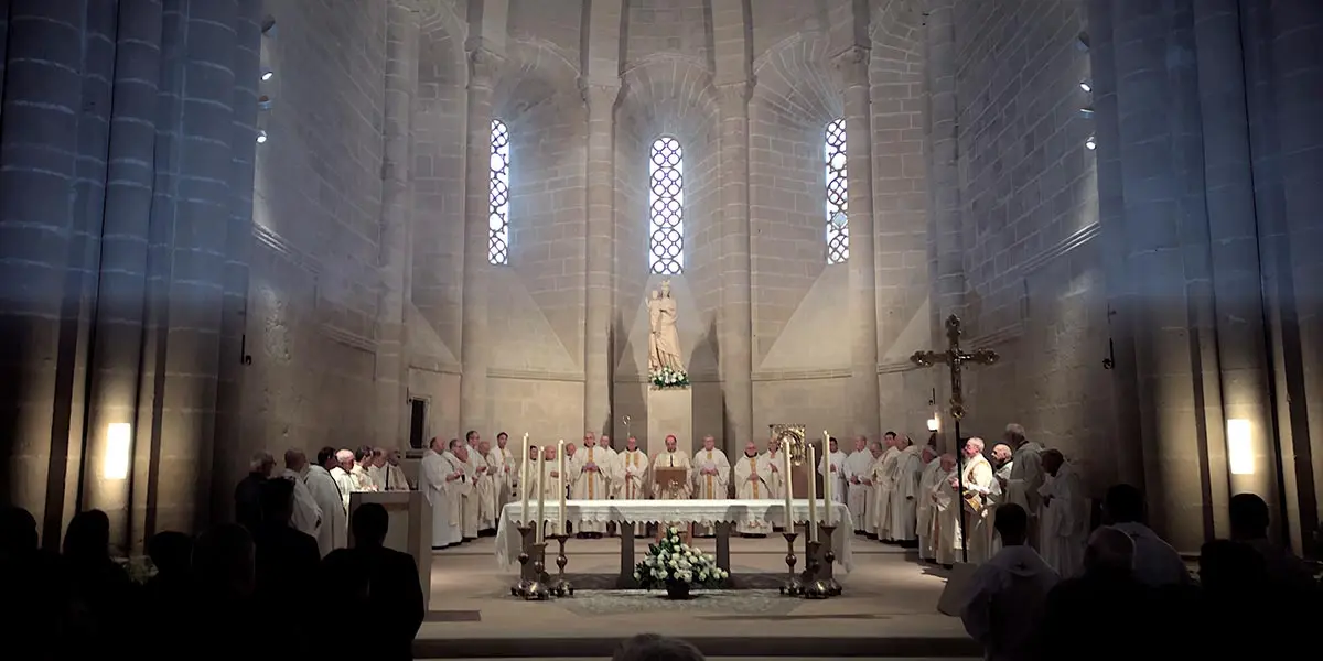 El 23 de mayo de este a&ntilde;o se celebr&oacute; con solemnidad la reapertura al culto de la Iglesia Abacial de la Oliva en Carcastillo