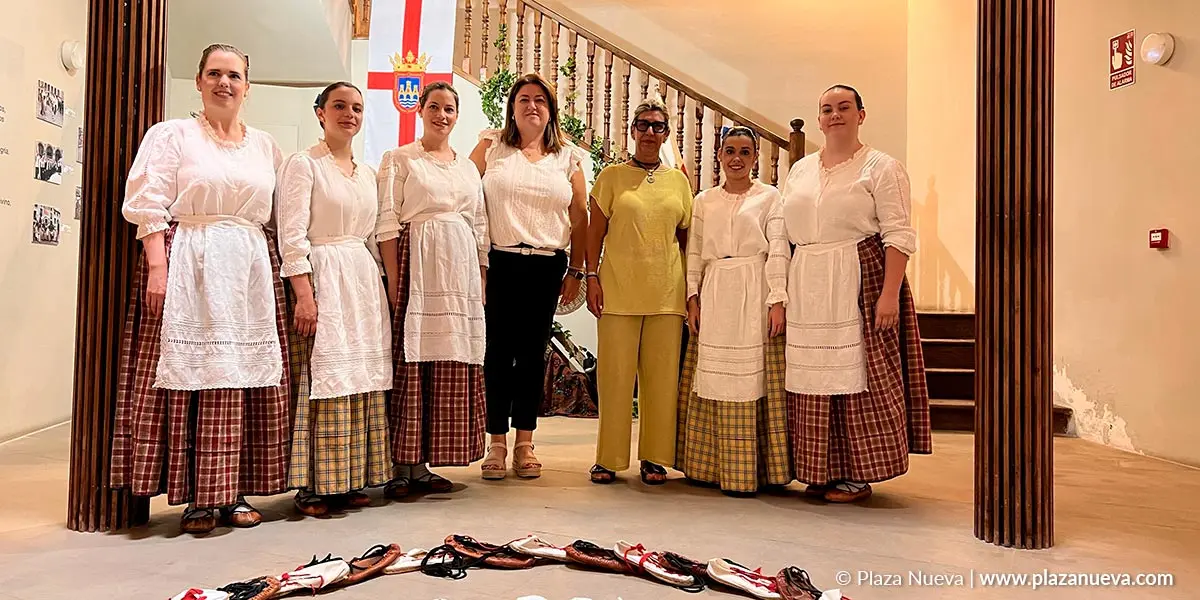 Alba Miram&oacute;n del Barrio, Ana Teresa Garc&iacute;a Mart&iacute;nez, Amanda Pastor Ollobarren, Paula Lacarra Saso, Ic&iacute;ar Les Urra, Aitana Saso P&eacute;rez y Lidia Apastegui Sanz