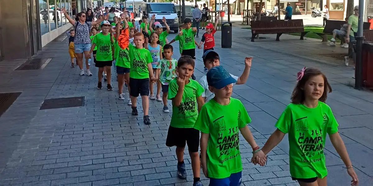 Excursi&oacute;n APYMA Alhama de Cintru&eacute;nigo a la Polic&iacute;a Nacional de Pamplona 4