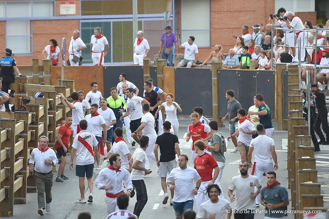 240728_ENCIERRO (2)