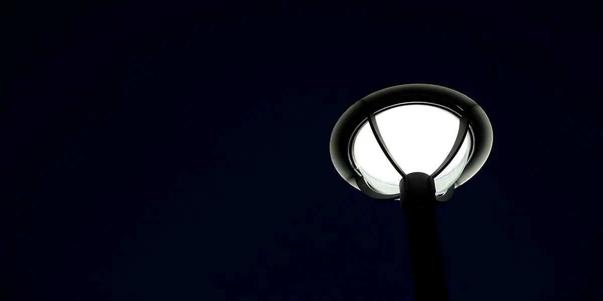 noche farola medianoche ciudad iluminaci&oacute;n