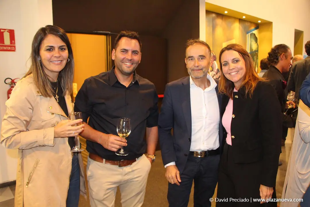 Celebraci&oacute;n y networking en el lunch del Galard&oacute;n AER 2024 5