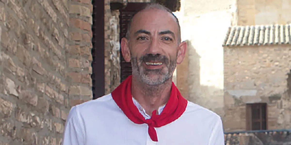 Gorka Garc&iacute;a Izal, con el pa&ntilde;uelico de fiestas