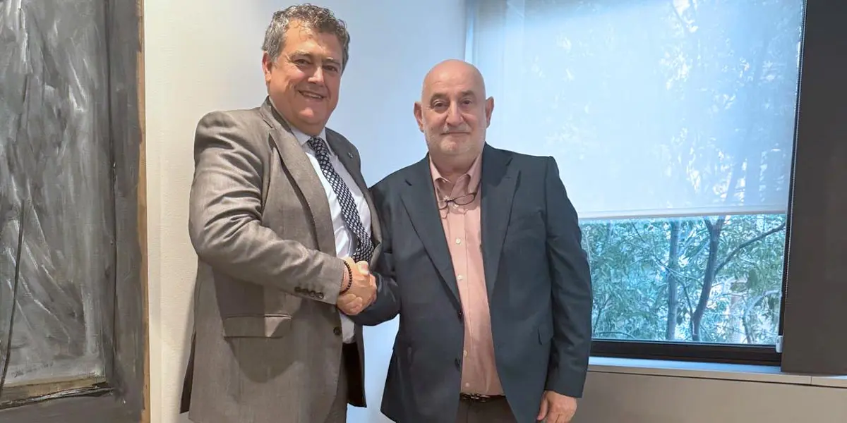 F&eacute;lix Guindulain, presidente de Jofemar Corporaci&oacute;n, y Giuseppe Cerea, de IVS Group