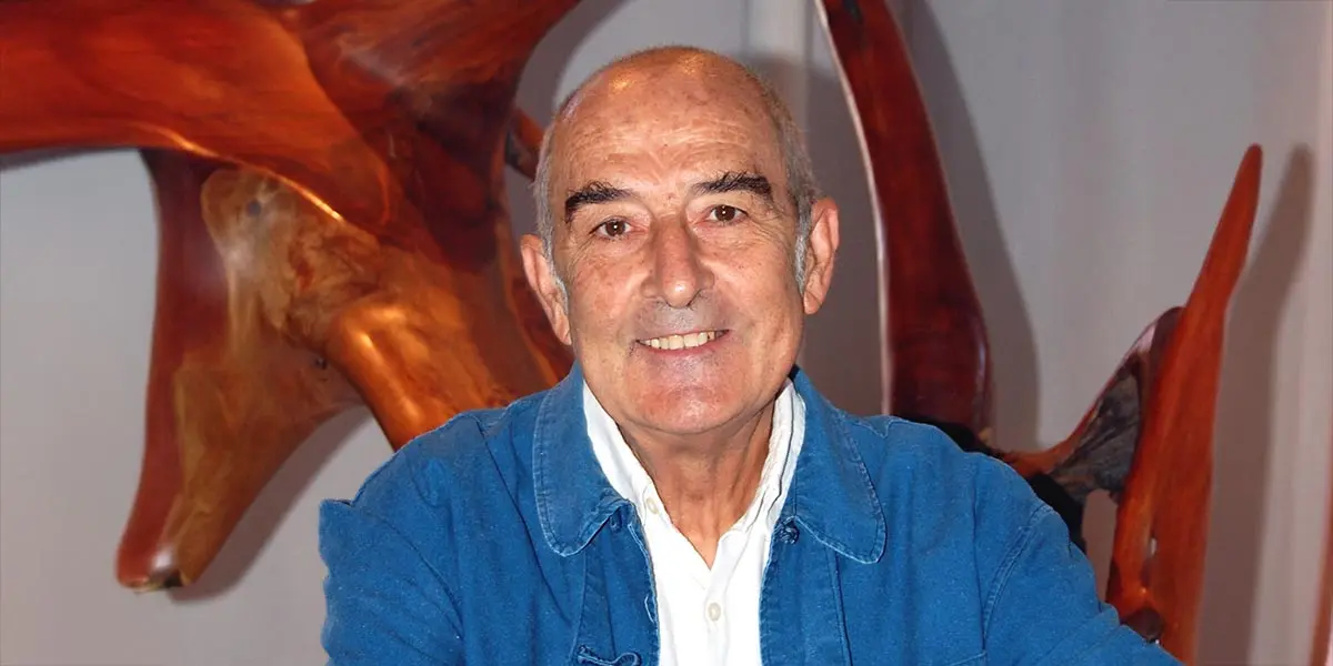 Mario Gaviria Labarta