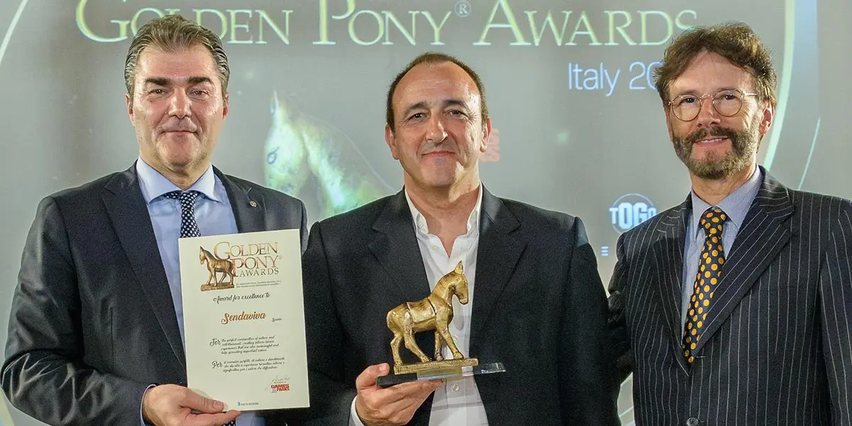 Sendaviva recibe el premio internacional &lsquo;The Golden Pony Awards 2024&rsquo; por contribuir al desarrollo tur&iacute;stico y econ&oacute;mico de la zona