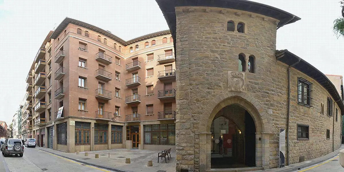 El edificio de la C&aacute;mara de Comptos de Navarra ubicado en Pamplona fue declarado Bien de Inter&eacute;s Cultural en 1868