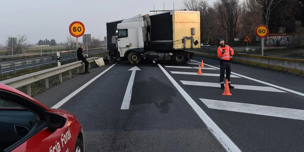 Accidente en Cortes (A68) con conductor imputado por tener el carn&eacute; retirado judicialmente