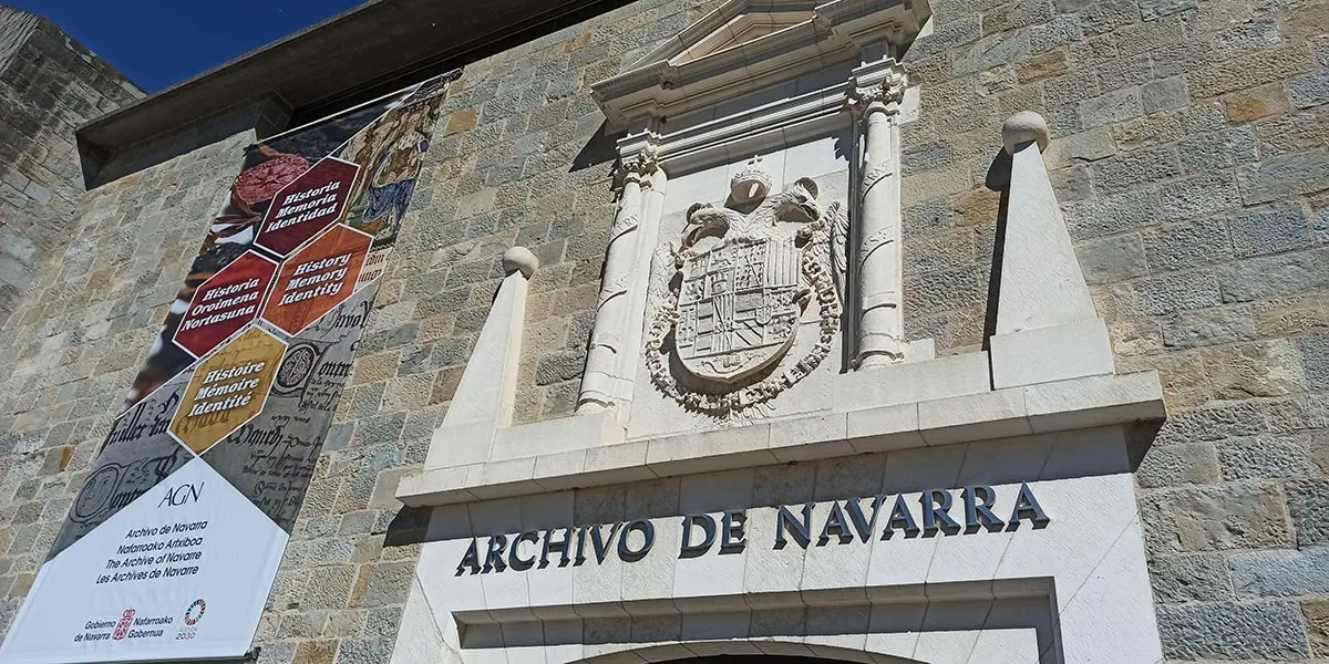Portada del Archivo de Navarra