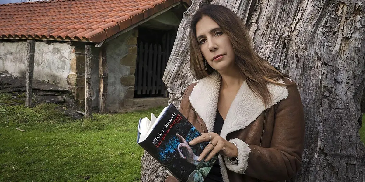Dolores Redondo irrumpi&oacute; en la literatura con la exitosa Trilog&iacute;a del Bazt&aacute;n.jpg