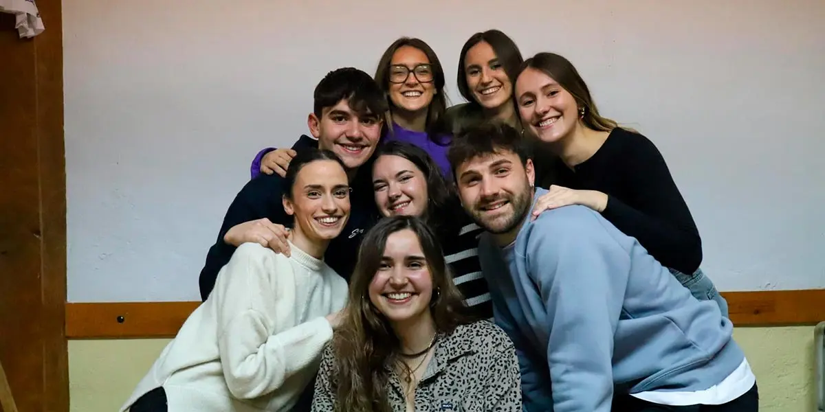 Los miembros de la Junta de la Asociaci&oacute;n Pe&ntilde;a Caida de C&aacute;rcar que ha organizado la II Marcha Solidaria este s&aacute;bado 5 de abril