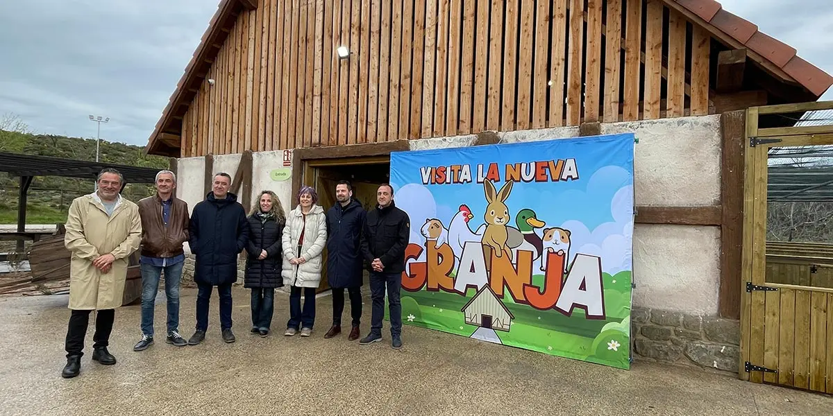 La consejera Esnaola participa en el acto de apertura de la temporada en Sendaviva