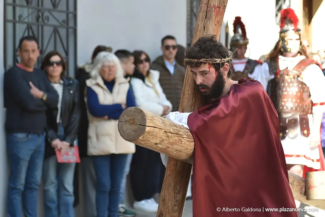 V&iacute;a Crucis 2025 en Andosilla 5