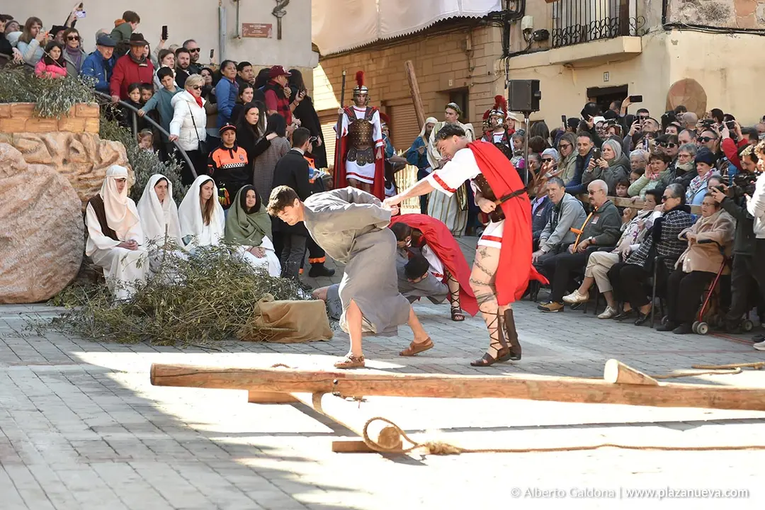 V&iacute;a Crucis 2025 en Andosilla 8