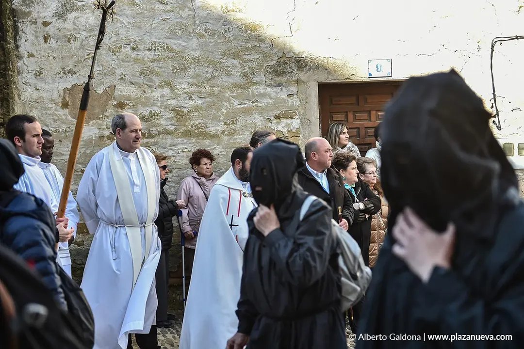 Tafalla abri&oacute; las romer&iacute;as a la Virgen de Uju&eacute; con una nutrida participaci&oacute;n de localidades vecinas 70