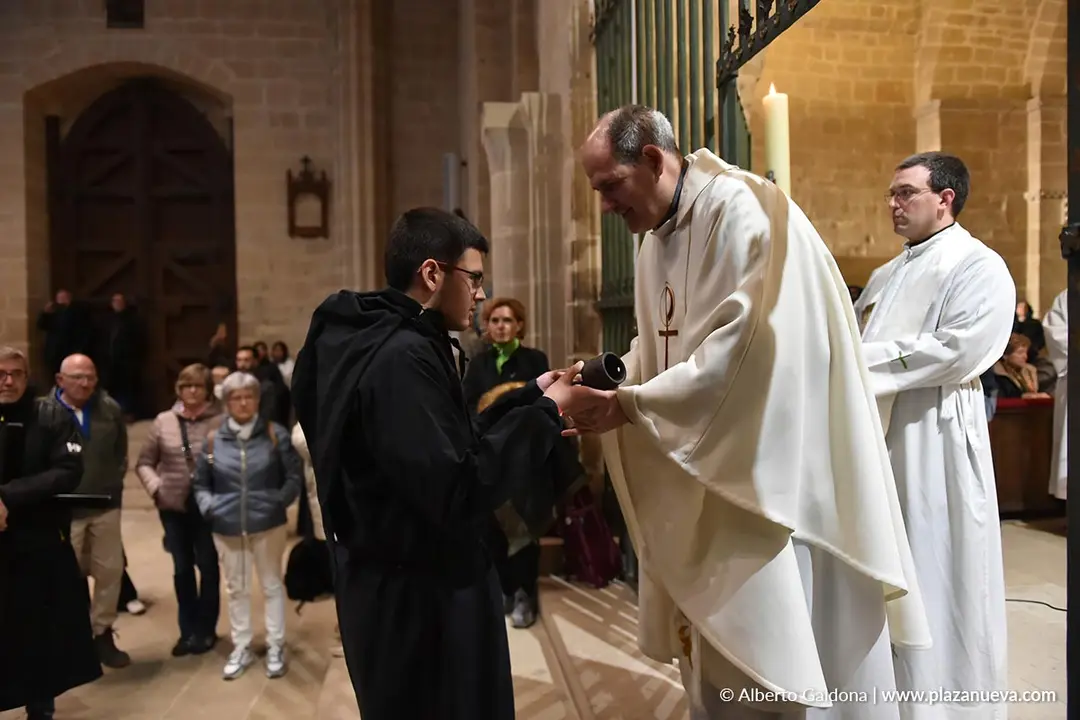 Tafalla abri&oacute; las romer&iacute;as a la Virgen de Uju&eacute; con una nutrida participaci&oacute;n de localidades vecinas 90
