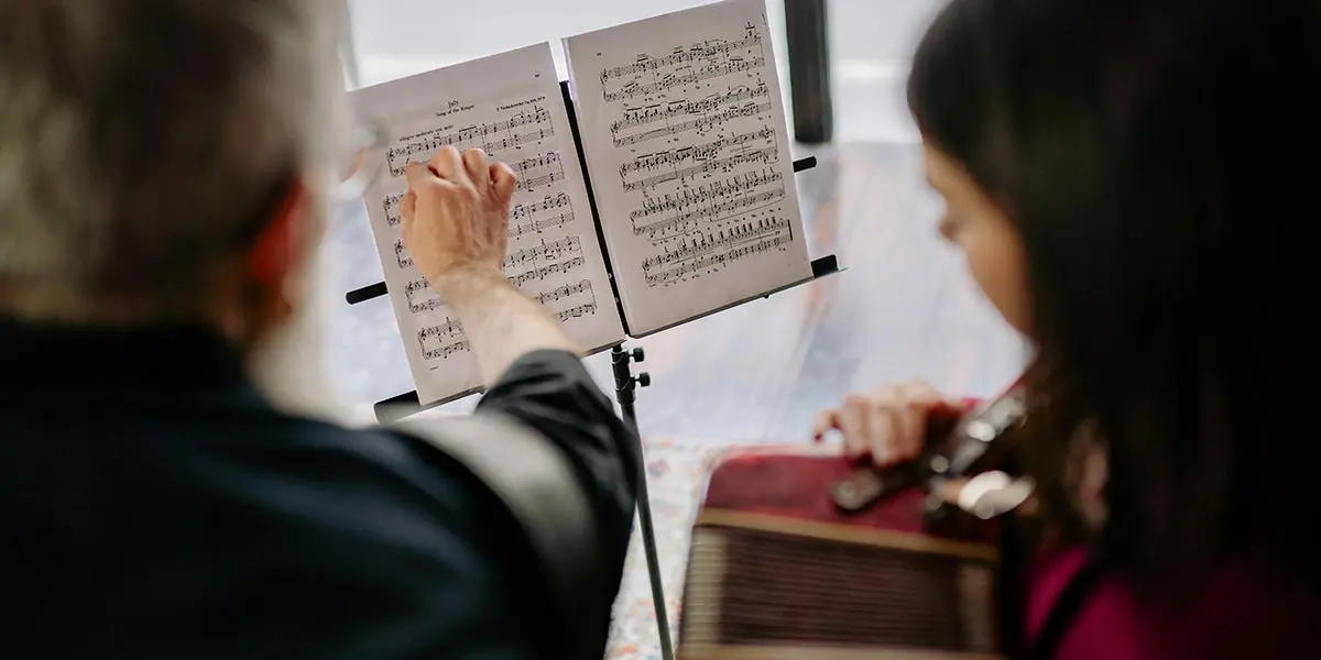 Educaci&oacute;n refuerza su compromiso con la formaci&oacute;n musical en la Ribera