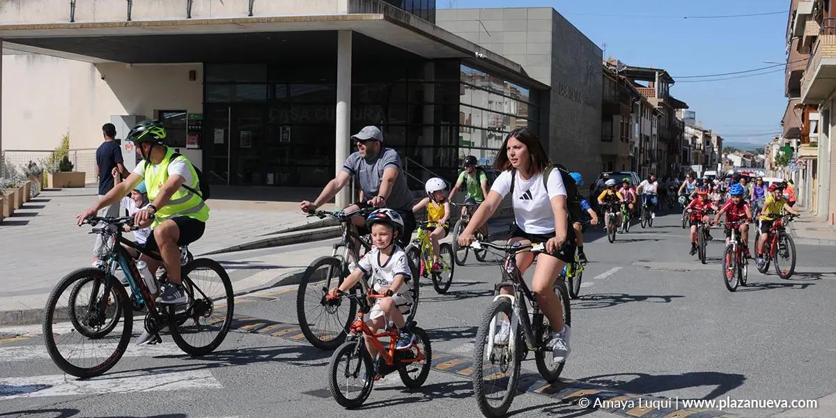 D&iacute;a de la Bicicleta 2025 en Caparroso 1