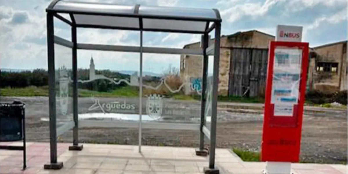 Parada de autob&uacute;s