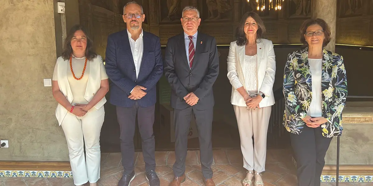 La presentaci&oacute;n de los Cursos de Verano de las Universidades Navarras ha tenido lugar el viernes 30 de mayo