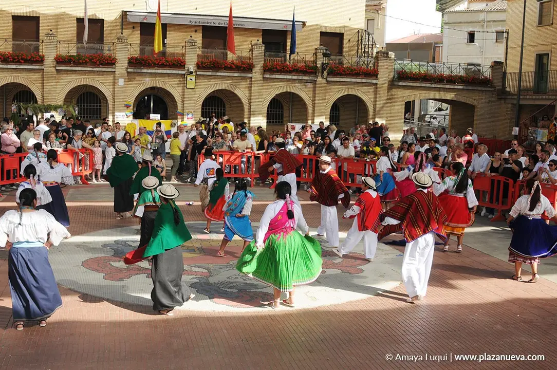 Fiesta Intercultural en Caparroso con gastronom&iacute;a y bailes del mundo 2