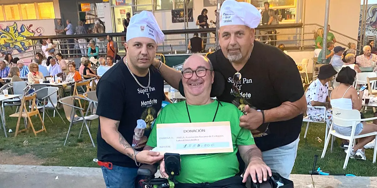 Alfonso Baigorri y Javier Sim&oacute;n junto a &Aacute;ngel &Aacute;lava
