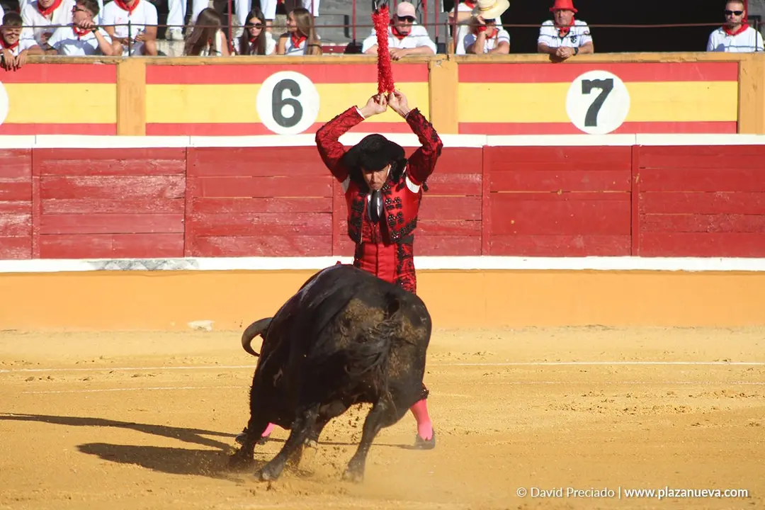 Corrida de toros en Tudela d&iacute;a 26 23