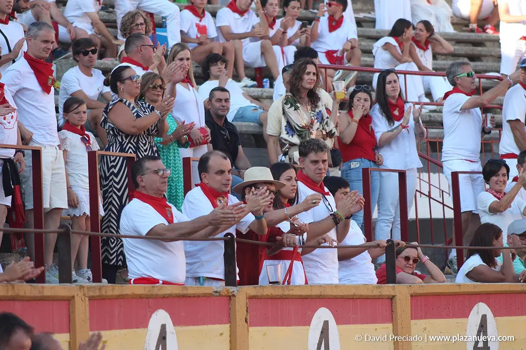Corrida de toros en Tudela d&iacute;a 26 26