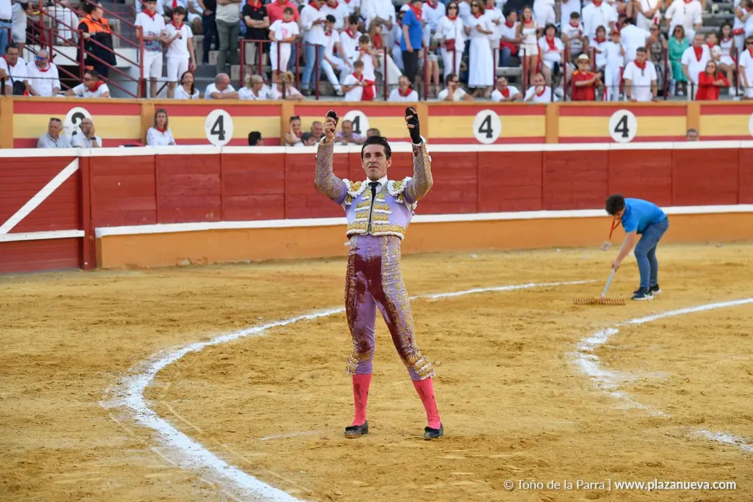 Corrida de toros en Tudela d&iacute;a 26 54