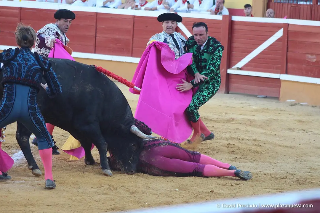 Corrida de toros en Tudela d&iacute;a 26 57
