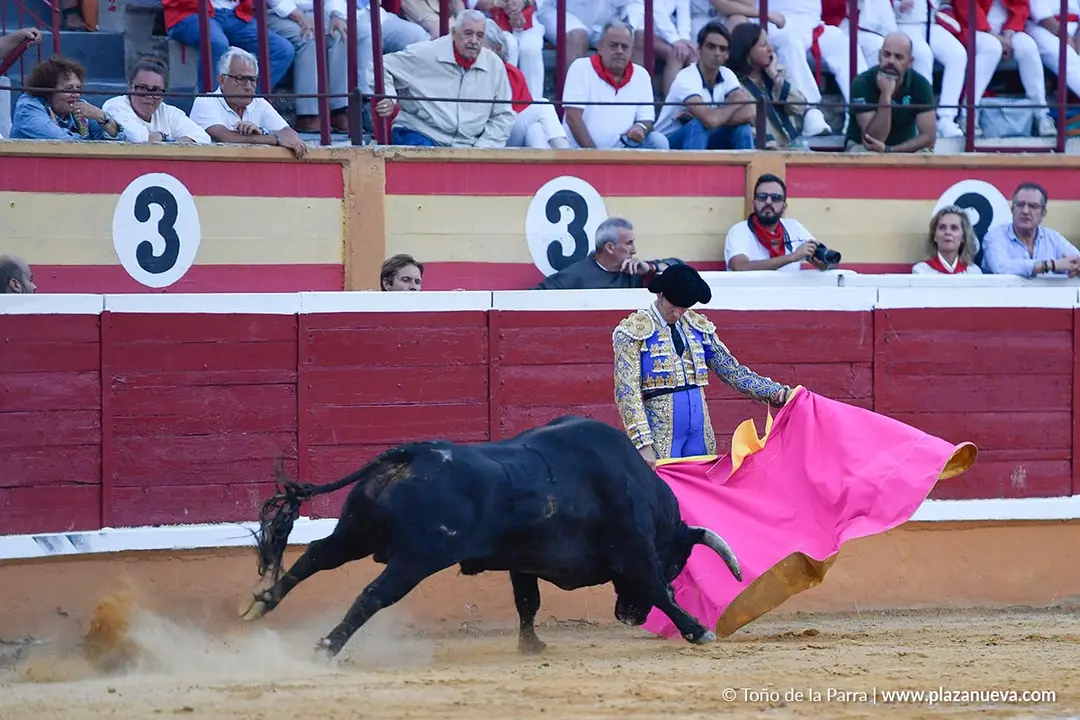 Corrida de toros en Tudela d&iacute;a 26 79
