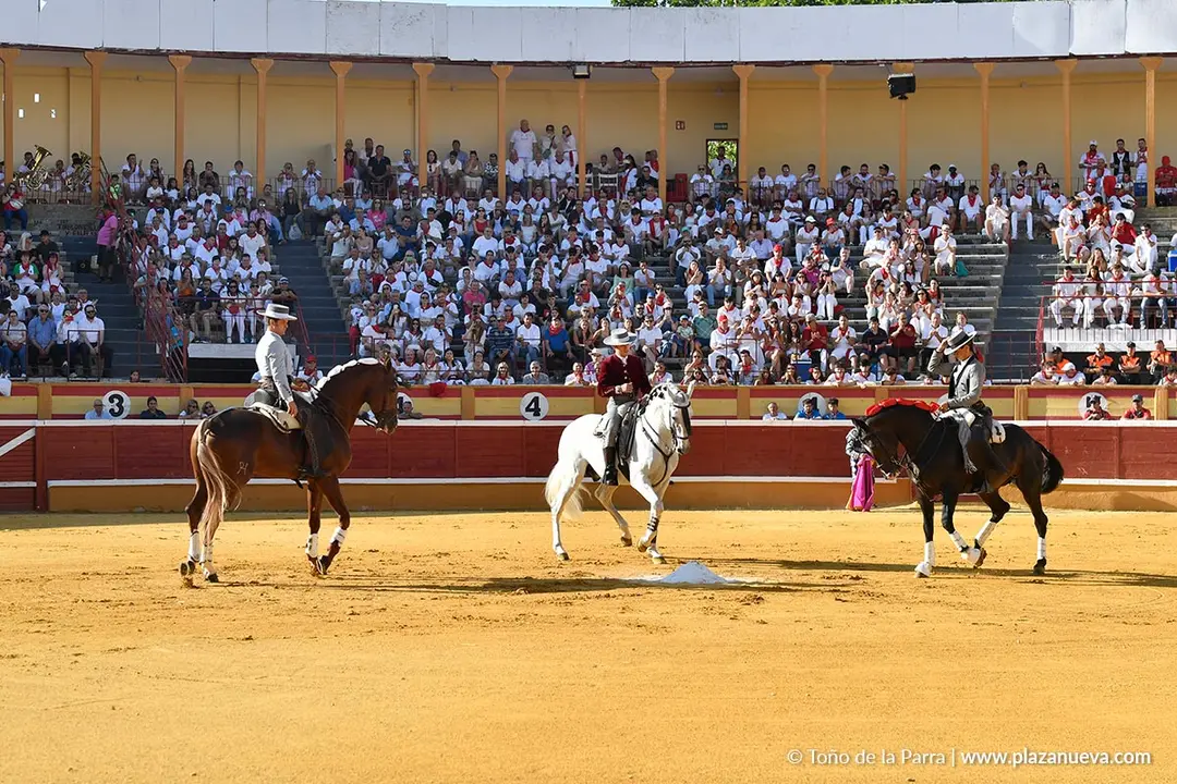 Corrida de rejones en Tudela d&iacute;a 27 2025 8