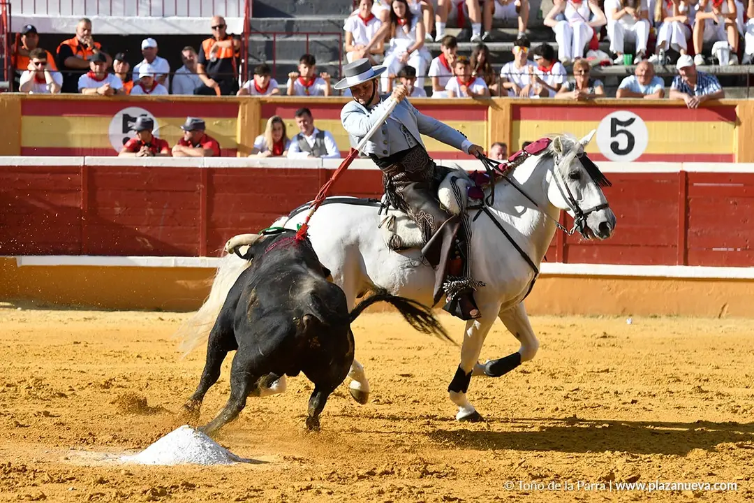 Corrida de rejones en Tudela d&iacute;a 27 2025 12