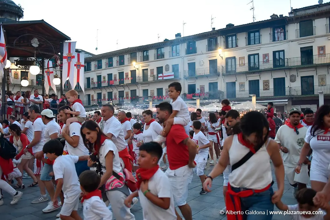 Toro de fuego en Tudela d&iacute;a 30 2025 3