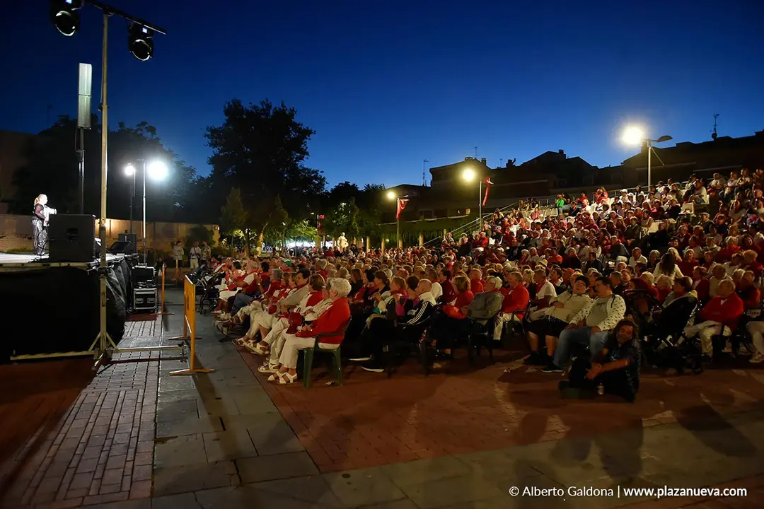 Mar&iacute;a Jes&uacute;s y su acorde&oacute;n en Tudela d&iacute;a 30 2025 4