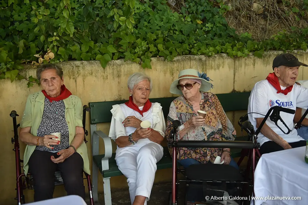 Fiestas de San Mart&iacute;n de Unx 2025   Cohete 61