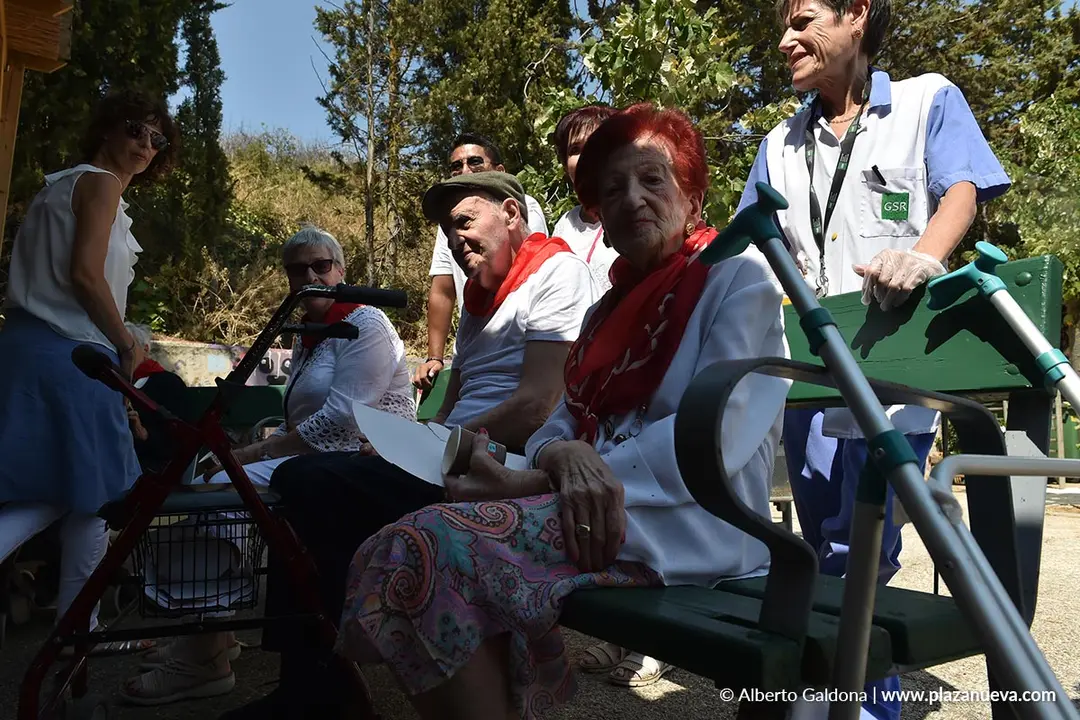 Fiestas de San Mart&iacute;n de Unx 2025   Cohete 66