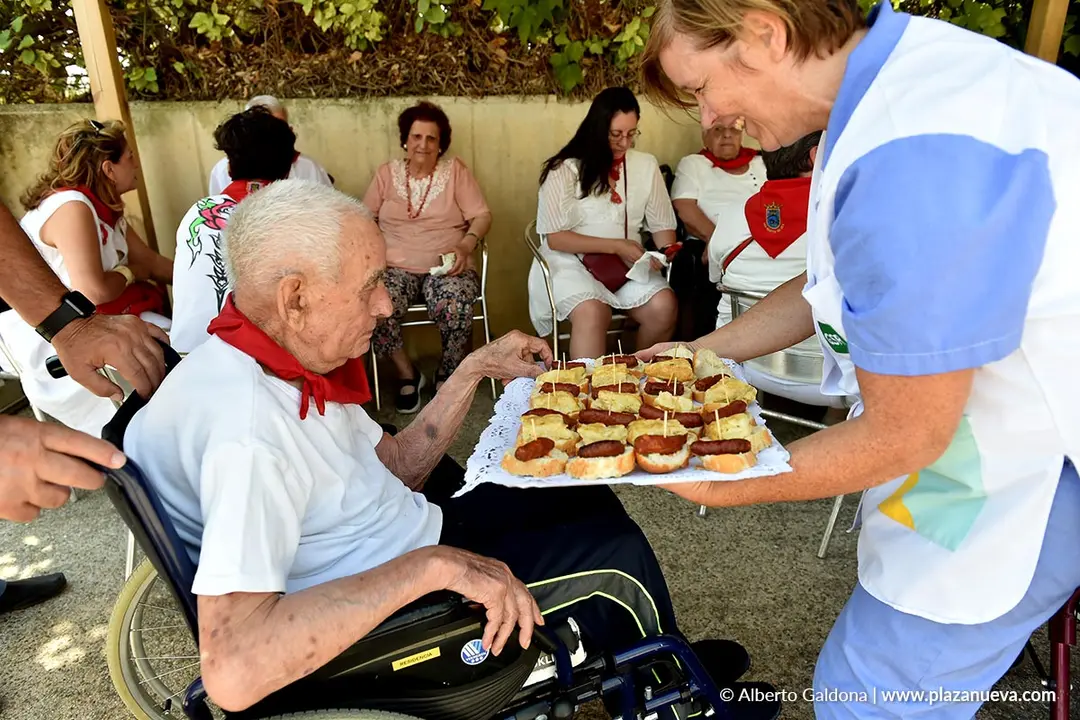 Fiestas de San Mart&iacute;n de Unx 2025   Cohete 72