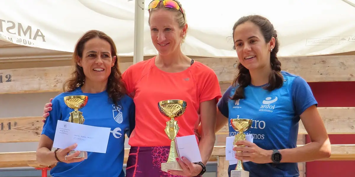 Ganadoras senior femenino general del 29&ordm; Cross Virgen de la Asunci&oacute;n de Murchante